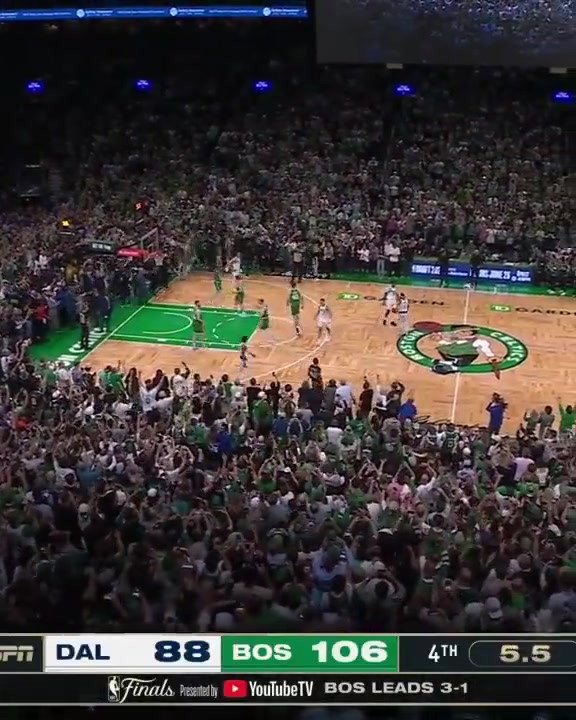 绿色狂欢去年的今天凯尔特人击败独行侠夺得队史第18冠