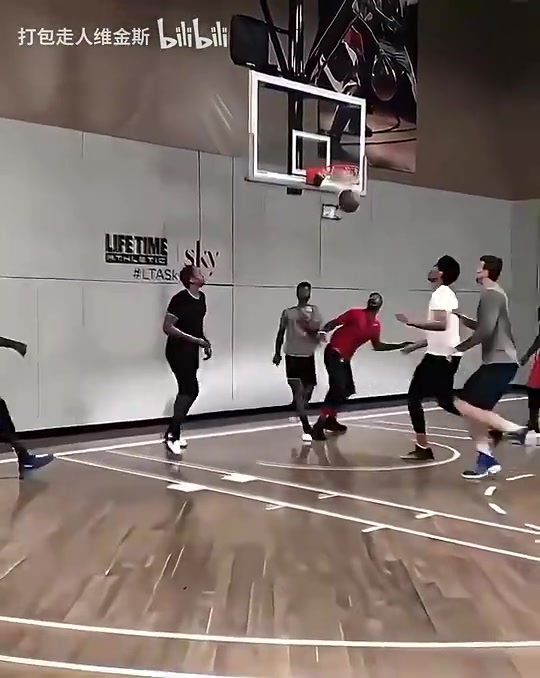 37岁KD单打依旧犀利你觉得他能帮助火箭成为争冠球队吗