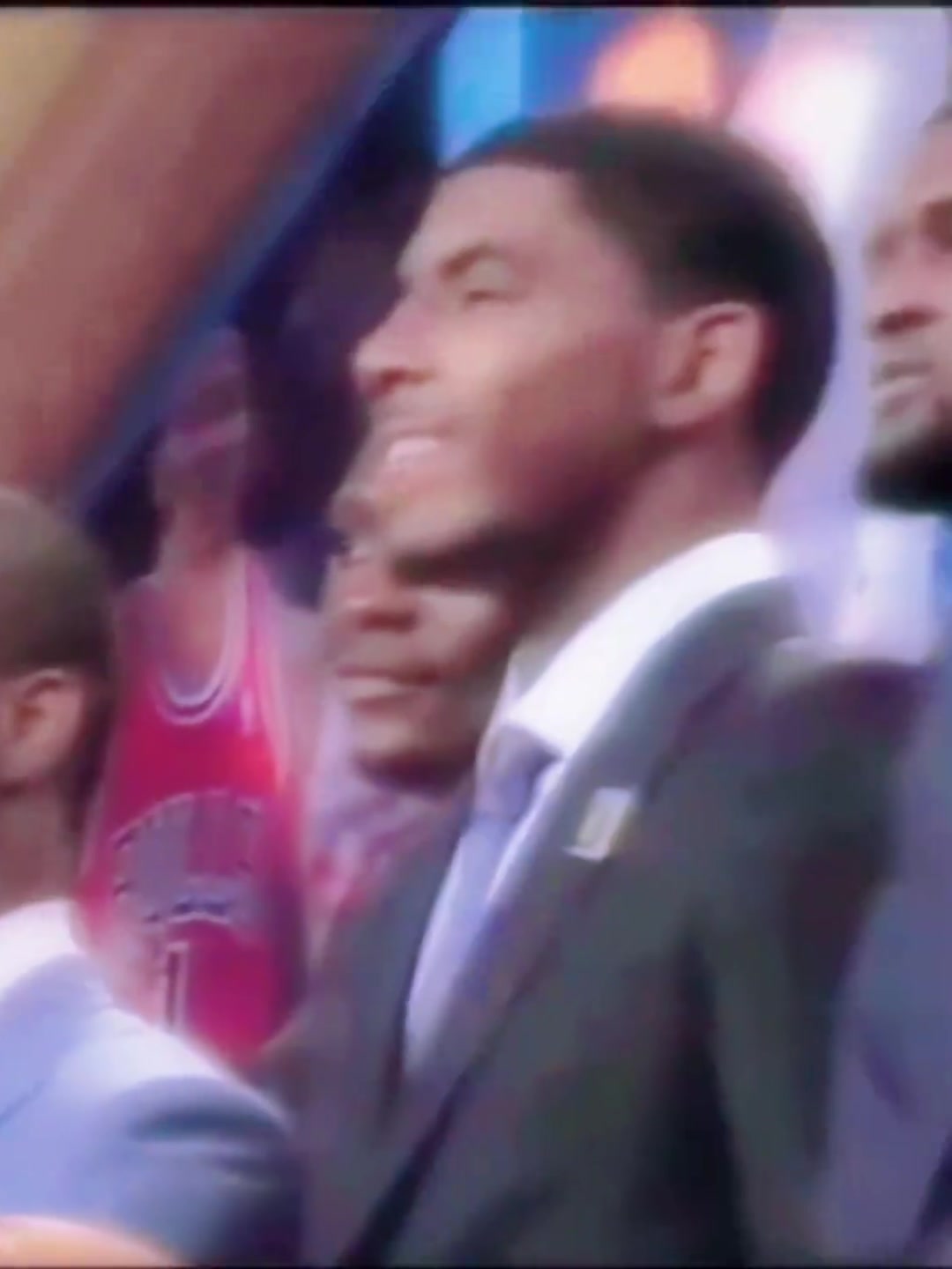 当时还以为是选秀小年没想到出了那么多巨星