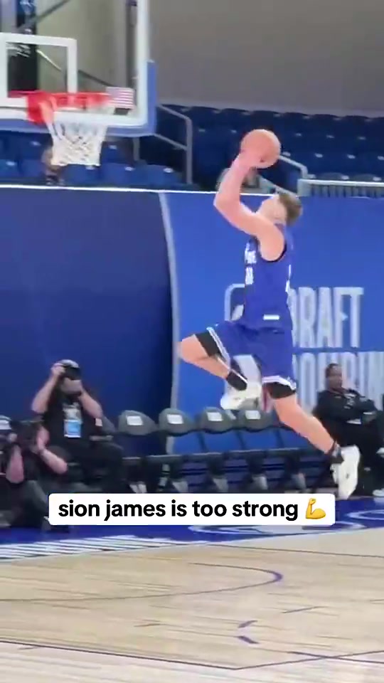 被黄蜂33顺位选中赛恩-詹姆斯此前生抢杨瀚森简直禽兽啊