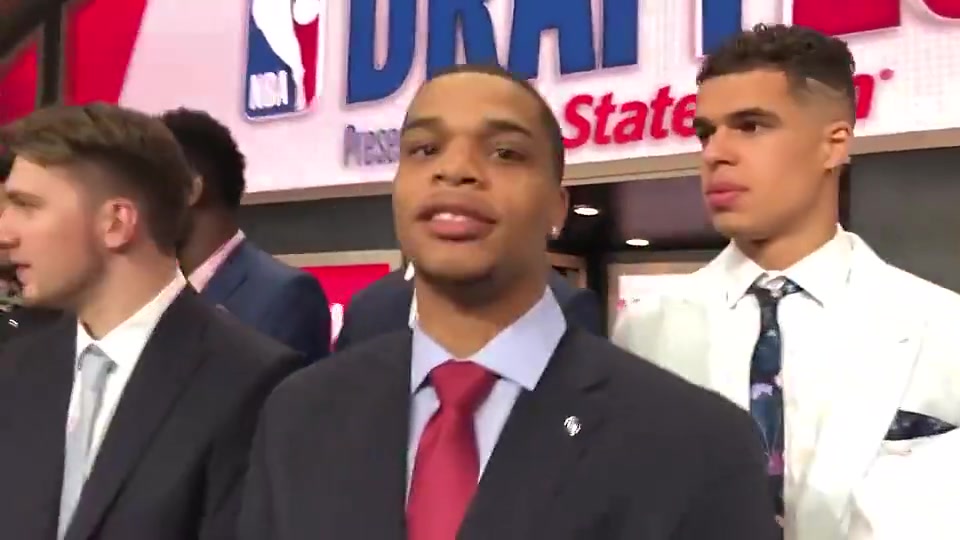 状元艾顿被裁了依然不影响18届的成材率 妥妥的选秀大年