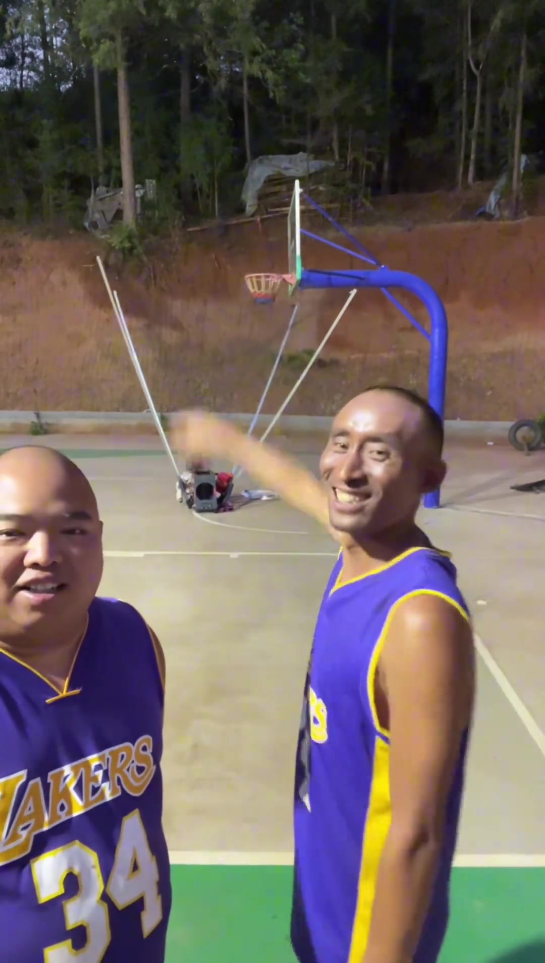 现在很准啊贵州科比这一手底角三分能秒多少吧友