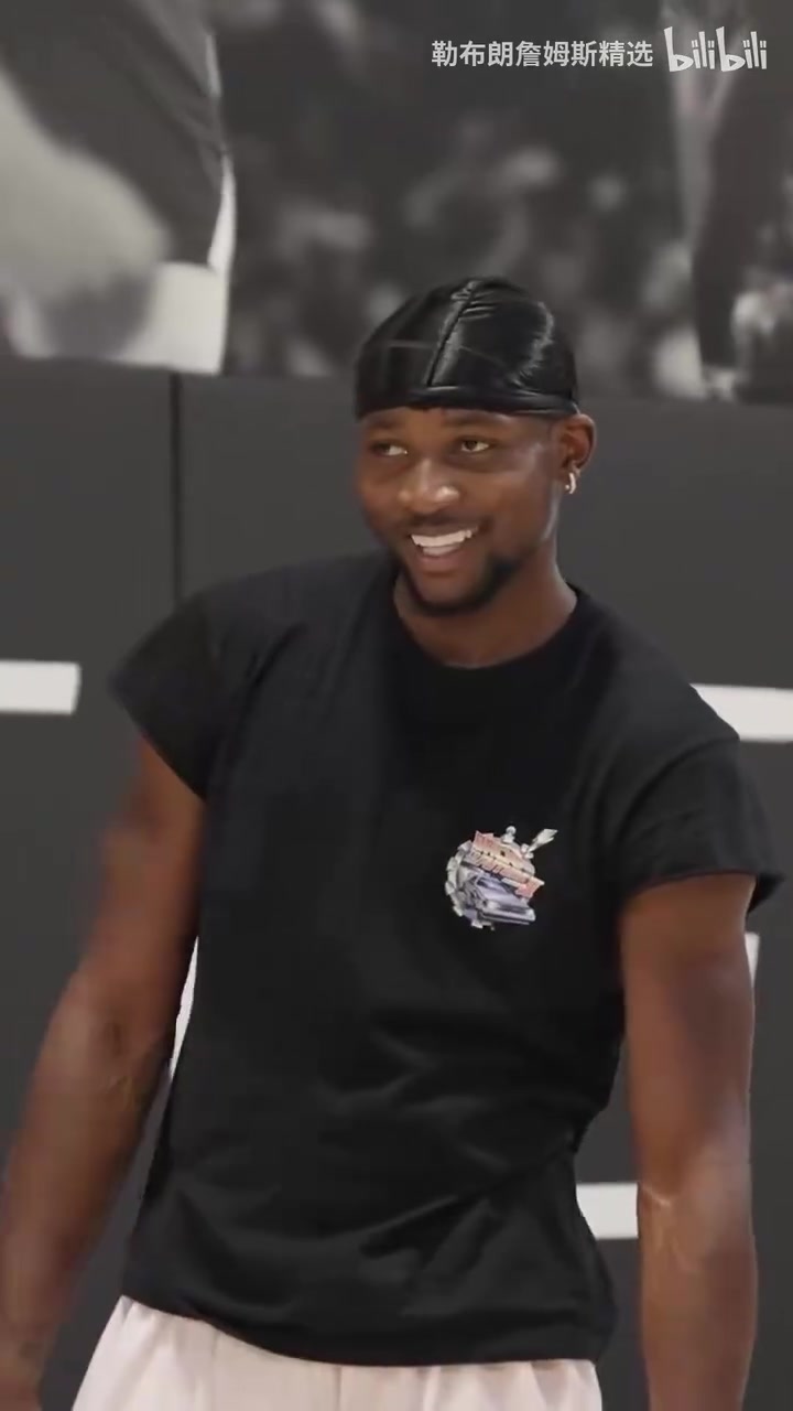 下赛季会在哪里呢库明加休赛期猛练