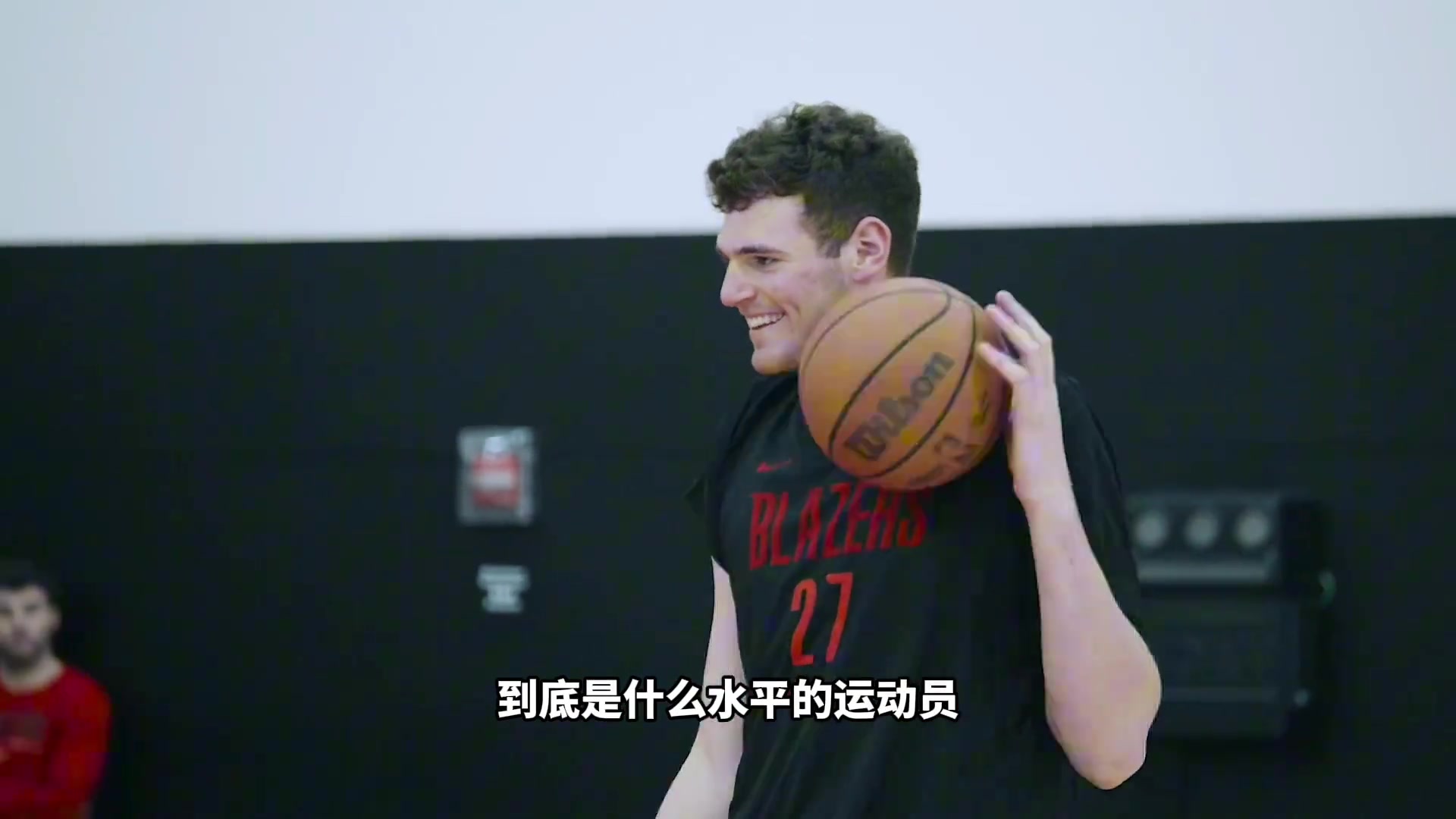 最大竞争对手杨瀚森对比克林根体侧数据有差距吗