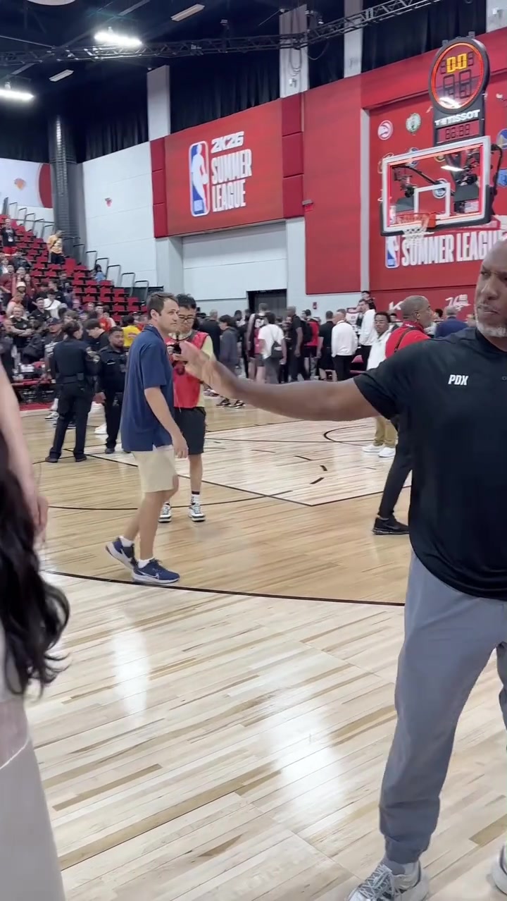 又说my bad了吧比卢赛后对杨瀚森说No bad