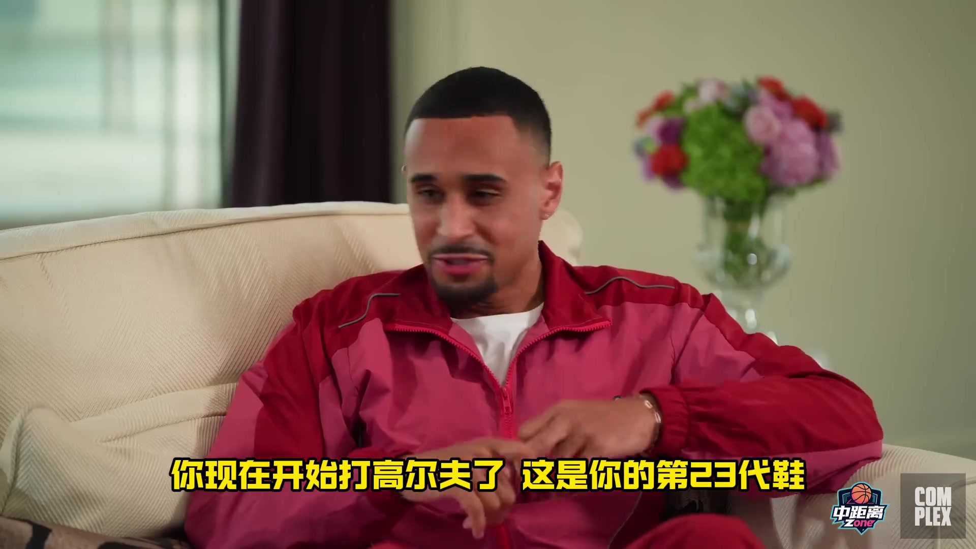 詹姆斯谈及退役我确实在山的另一边了 但还没到退役的时刻