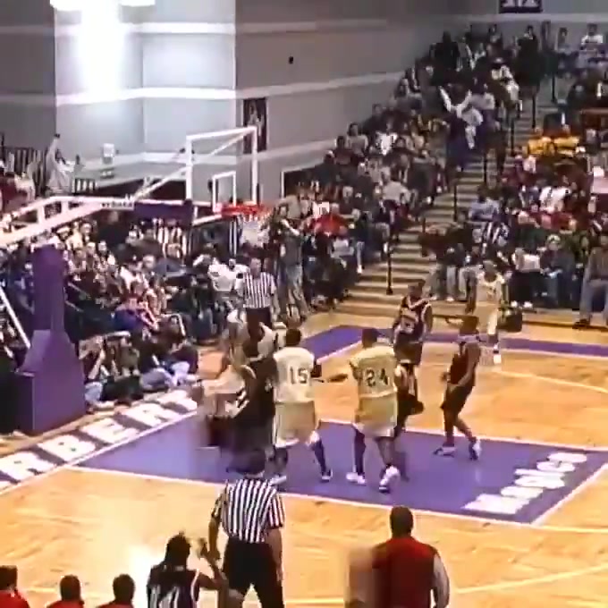 日本网友高中时期的詹姆斯穿越到灌篮高手里会是怎样的存在