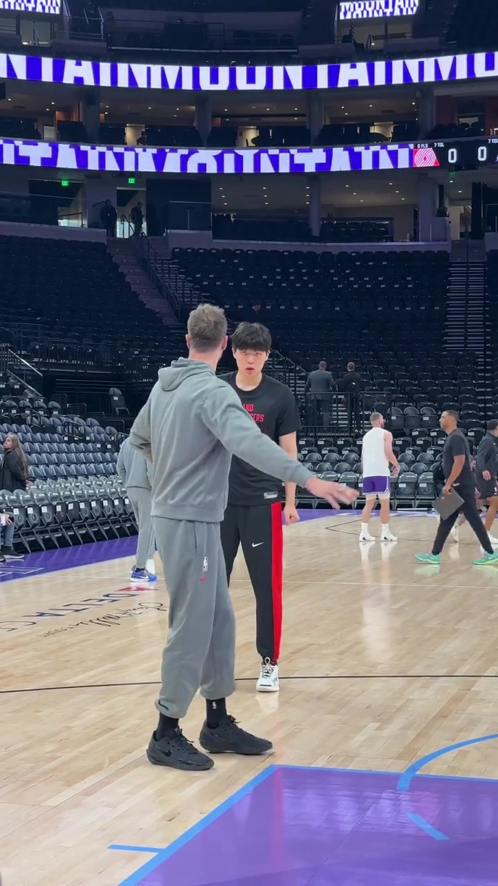 机会来了英语有长进的杨瀚森本月接受斯普利特指导已不需翻译