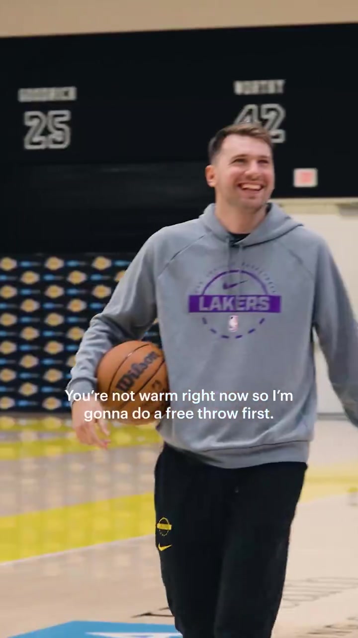 东契奇各种花式进球技巧把八村看得一愣一愣的