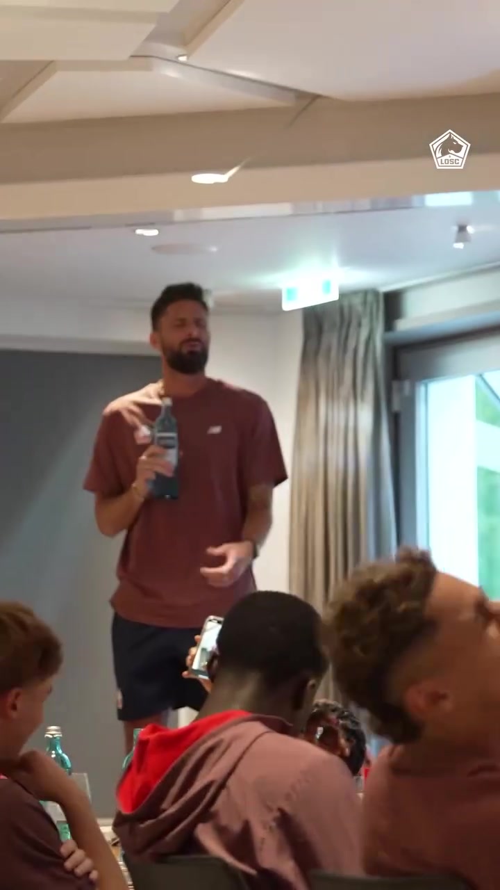 天王盖地虎唱歌还得看大吉鲁