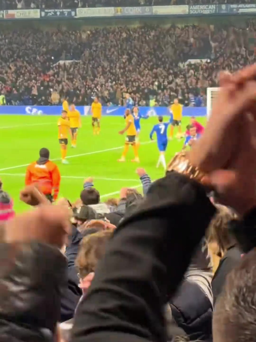 英超两连胜加纳乔助攻双响古斯托首球内托手刃旧主