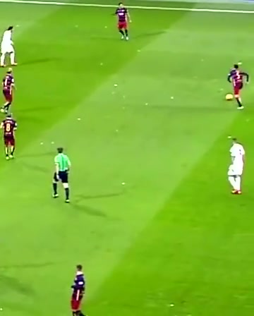 控到进球让对手无可奈何名场面国家德比巴萨传进球门