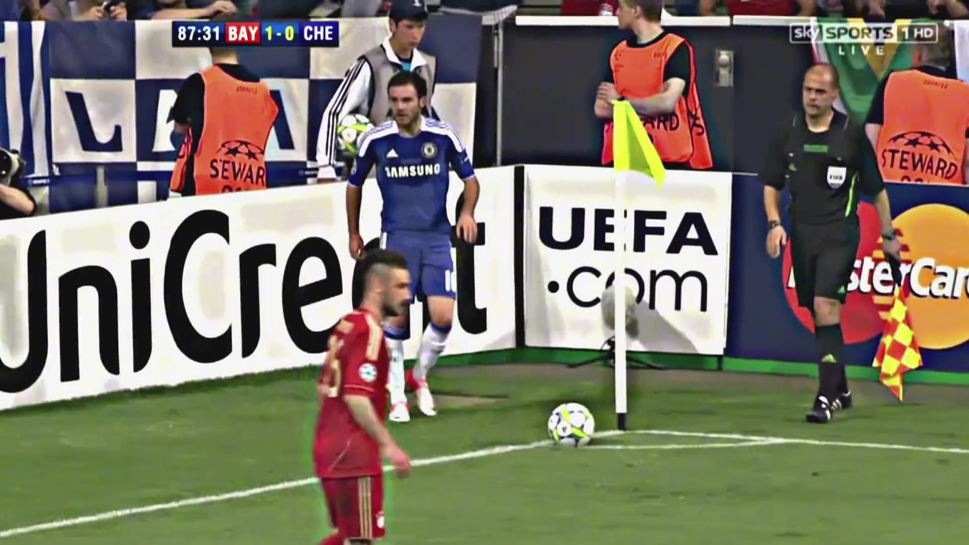 网友那一刻德罗巴绝杀的不是比赛而是一路走来的不甘......