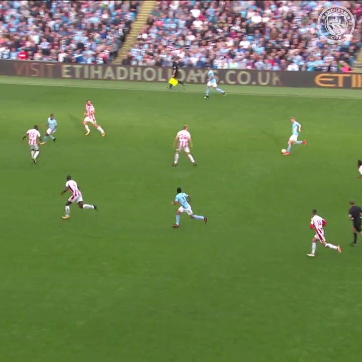 德布劳内这脚传球让你看了直接爆粗