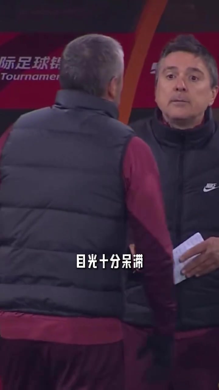 汪士钦被红牌罚下后U22国足主帅直接懵逼了