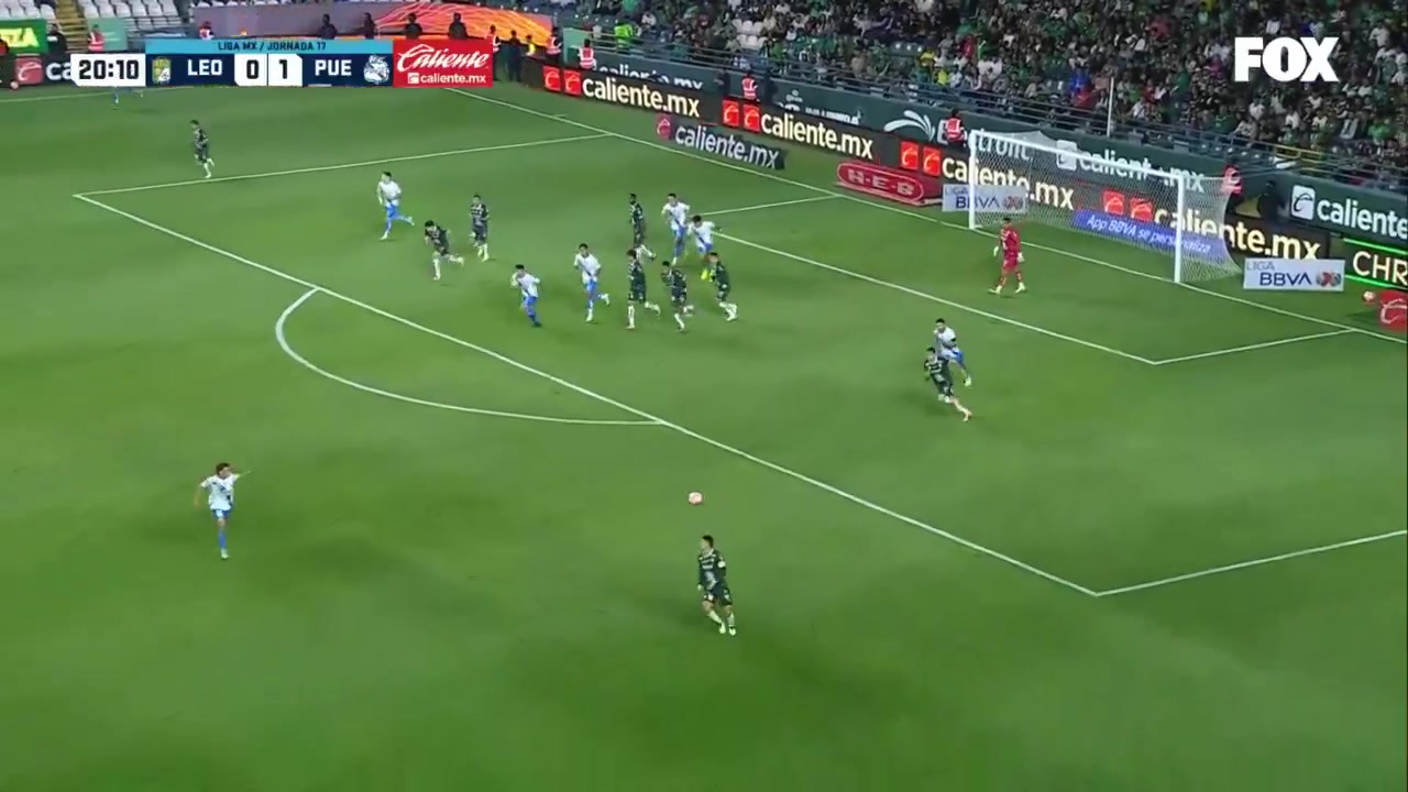 太帅了J罗墨甲这脚长传助攻写意又销魂