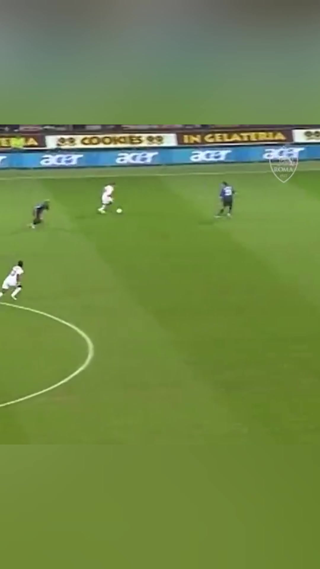 托蒂踢国米的这写意记吊射是我职业生涯最佳进球