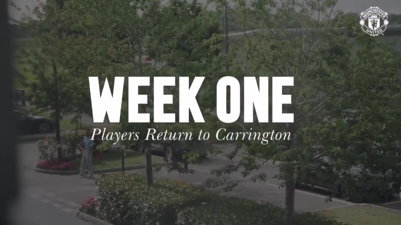 曼联球员回归卡灵顿的第一天来看看大家都在做什么