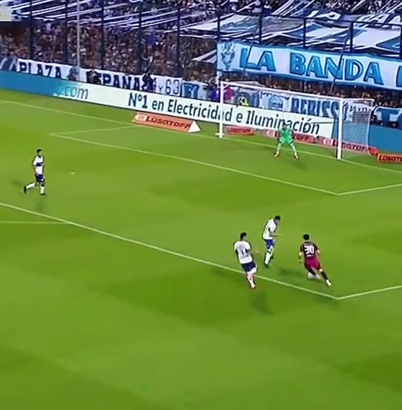 下一个小飞侠17岁皇马新援马斯坦托诺这记内切有罗本那味了