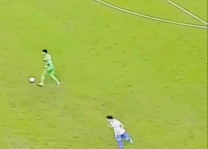 刘殿座之前玩花活过人赢得全场欢呼而王大雷这次直接玩砸了