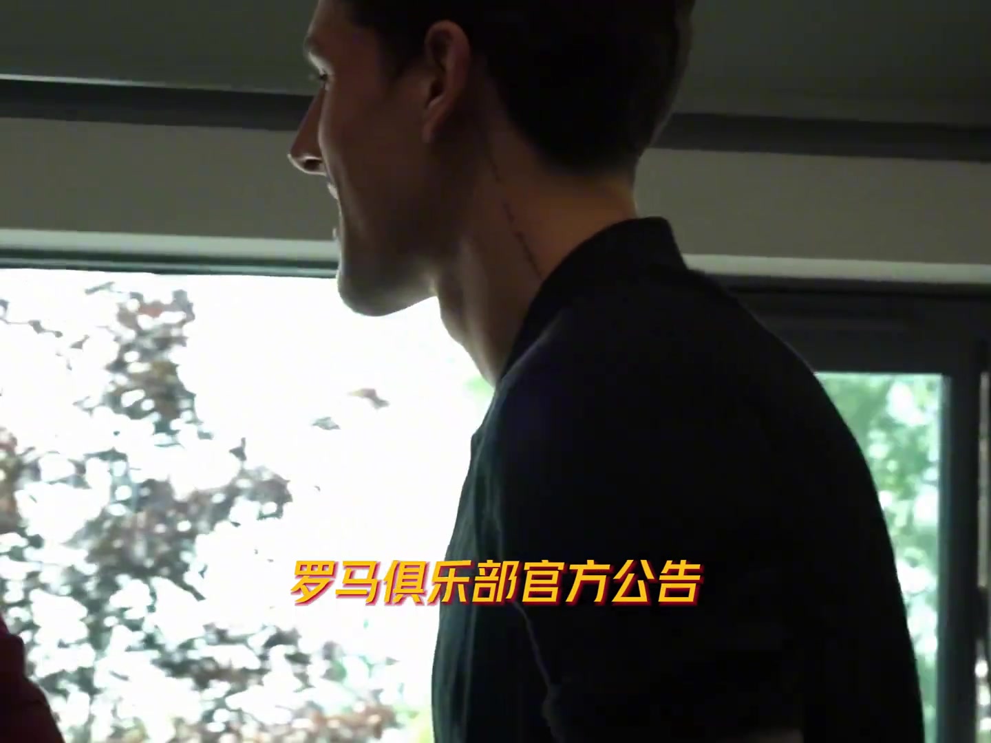 意大利拳王扎尼奥洛赛后冲击更衣室撒尿还殴打小朋友