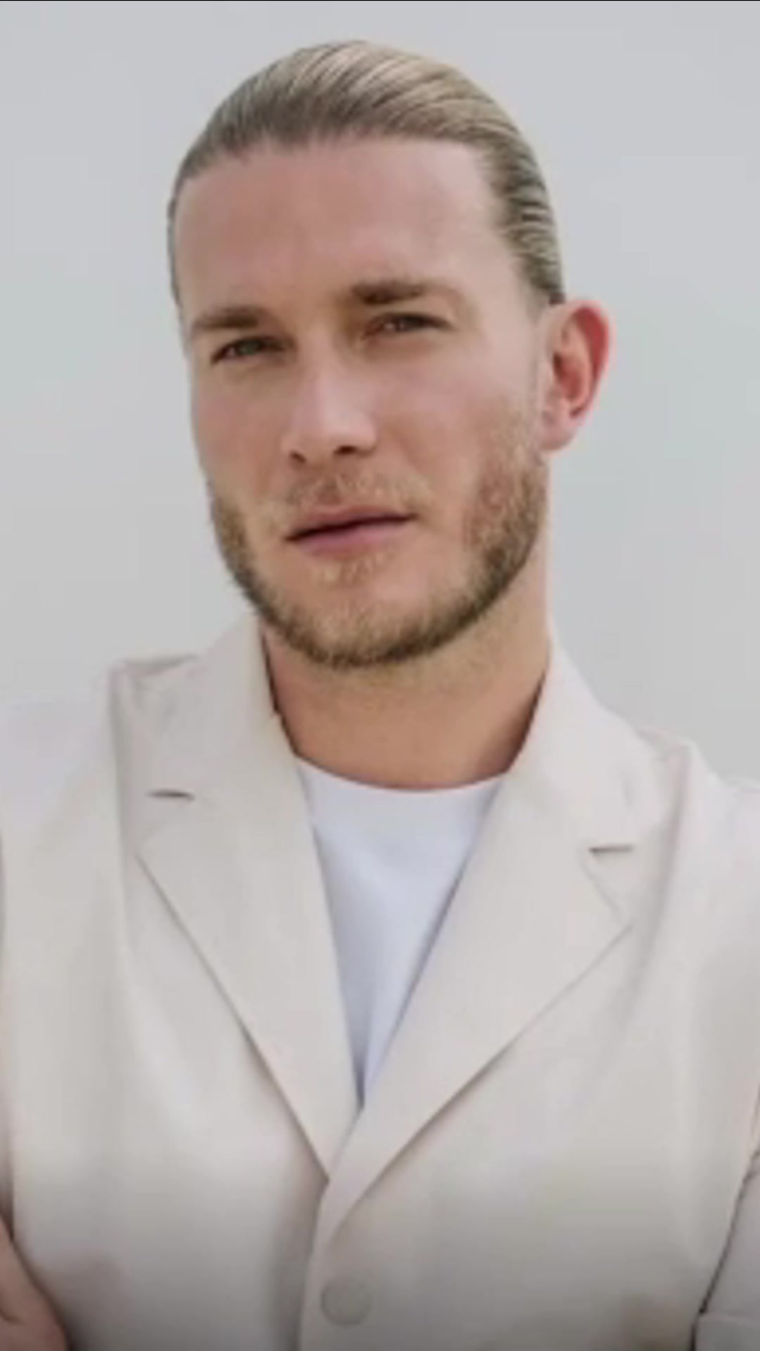 卡里乌斯与德国最美田径女神阿丽卡-施密特同框