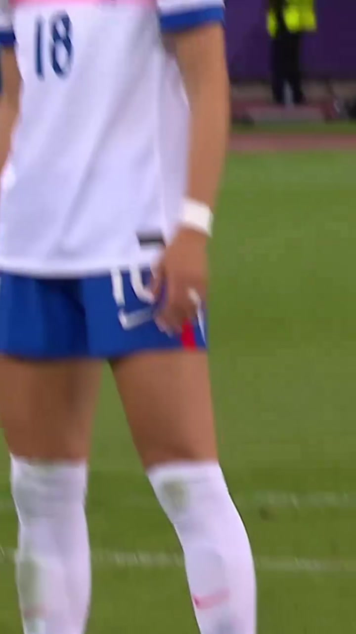 就是这么大心脏凯莉招牌的罚点球姿势