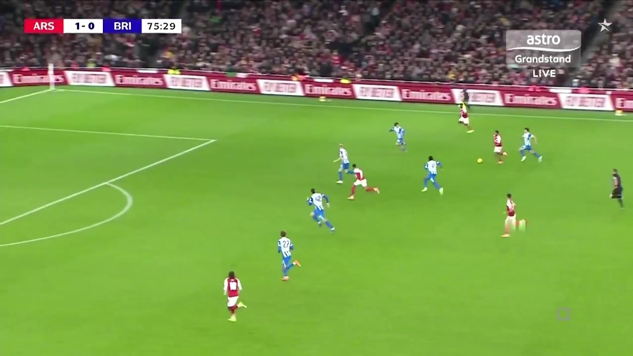 阿森纳再下一城安努斯射门被扑萨卡跟进补射破门