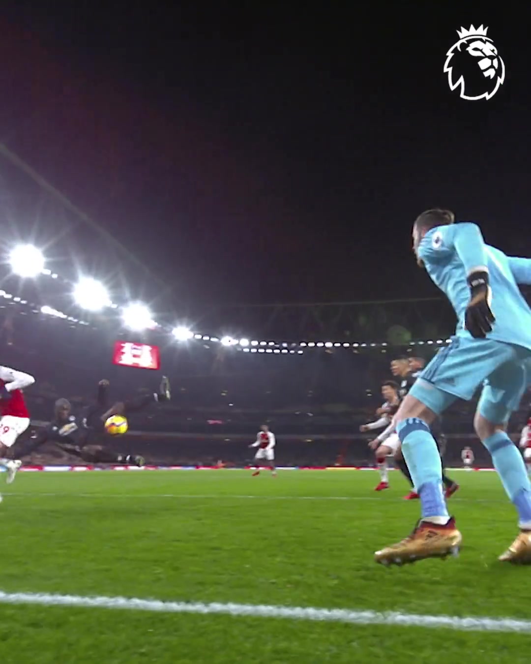 2017年德赫亚在对阵阿森纳时 贡献的14次扑救