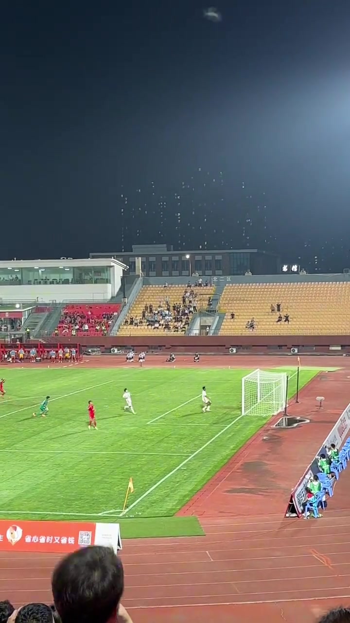 连续错失两次良机U16国足差点反超日本