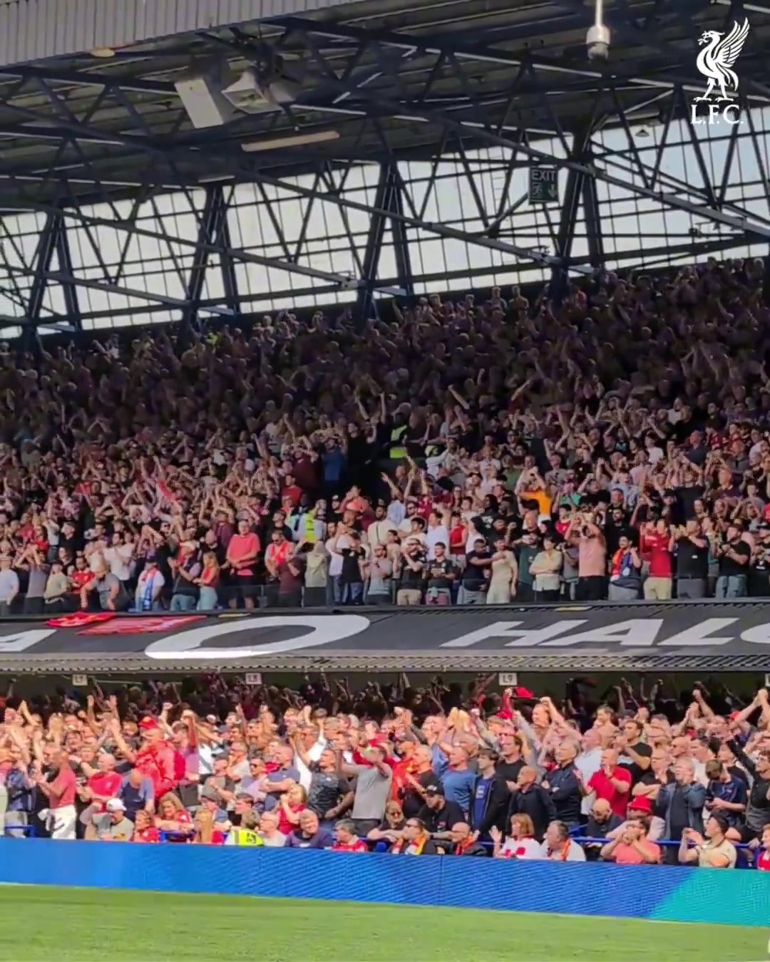 红军球迷昔日高唱若塔之歌