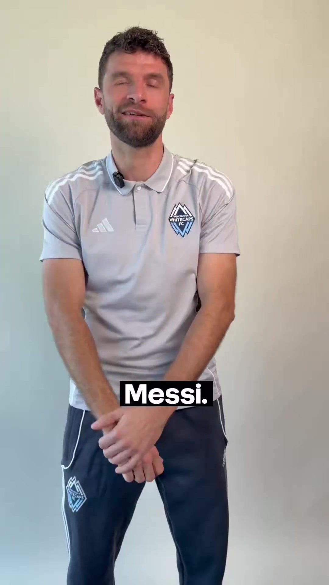 穆勒曾表示他会再次追逐梅西而他的愿望实现了