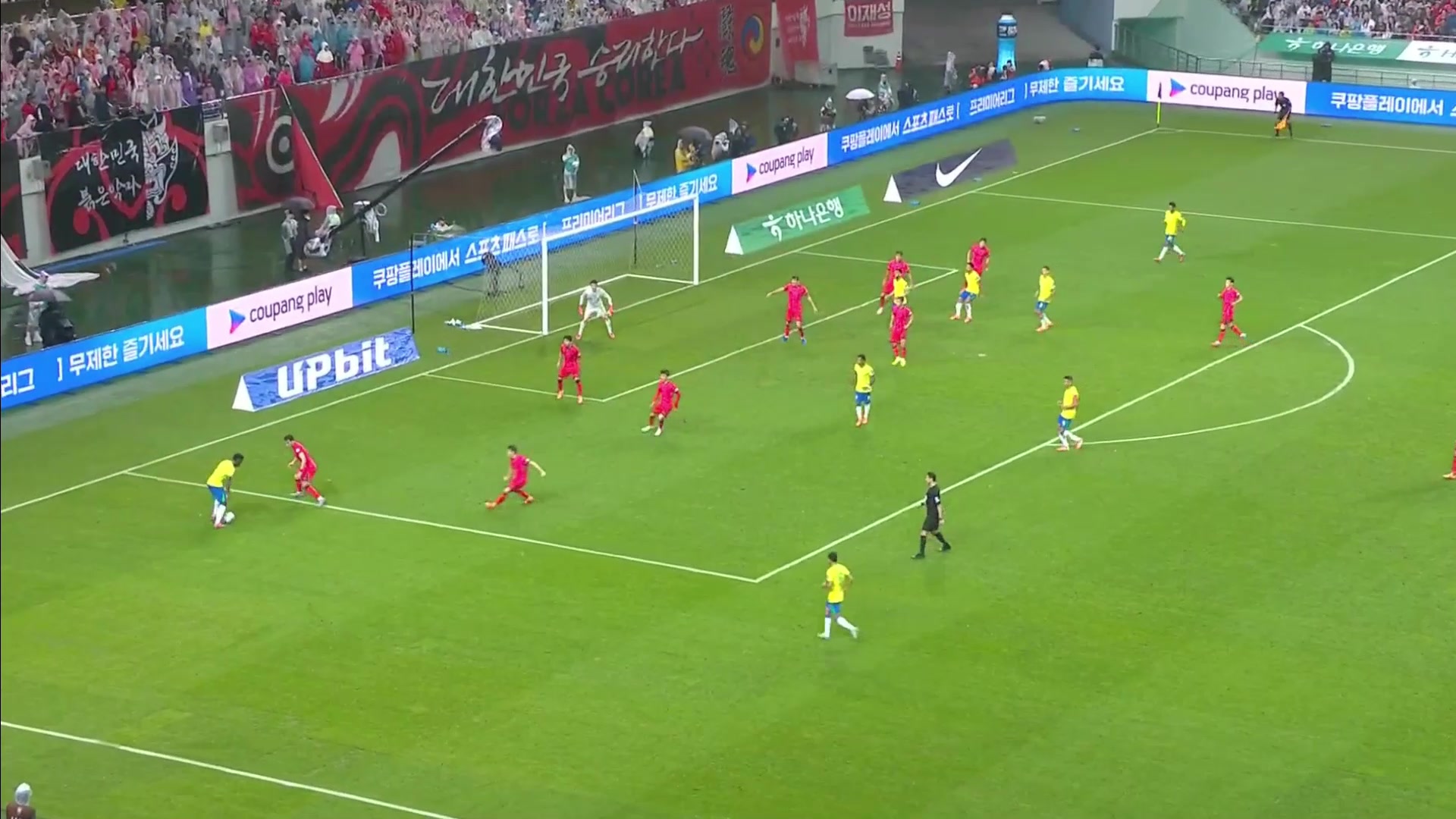 这球漂亮罗德里戈晃晕后卫弧线球打门得手巴西2-0韩国