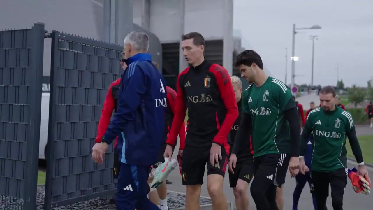 谁会是队长呢比利时备战北马其顿的训练