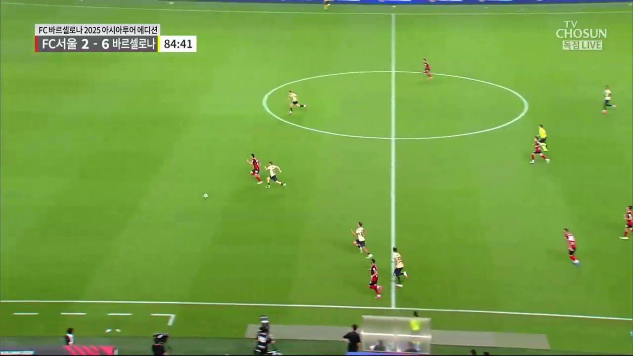 再进一球金汉民推射远角建功首尔3-6巴萨