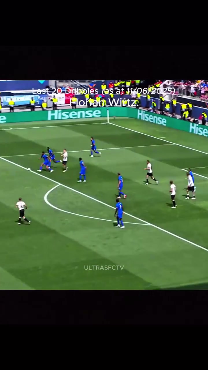 中场指挥官利物浦新援维尔茨近20次盘带合集